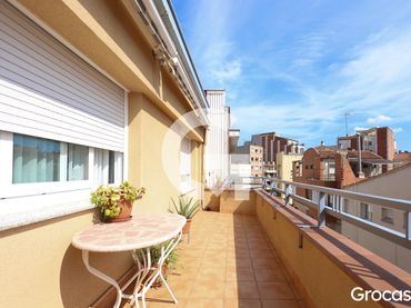 Casa amb balcó en venda a CL ROCA I ROCA,DE