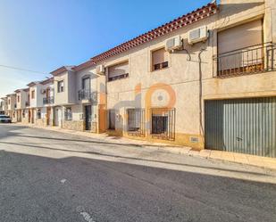 Vista exterior de Casa o xalet en venda en Vélez-Rubio amb Aire condicionat i Terrassa