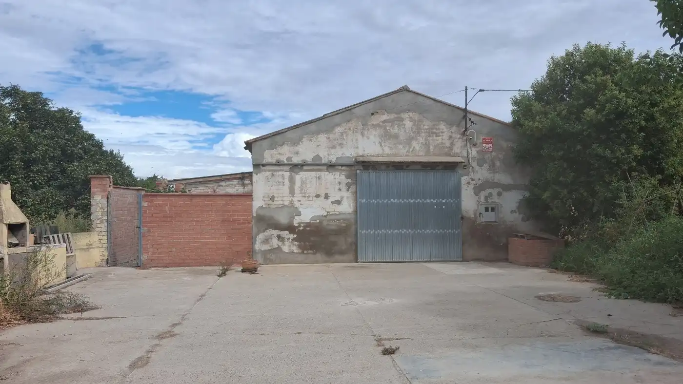 Nave industrial in vendita a Carrer Verge de Montserrat 24, imagen 2