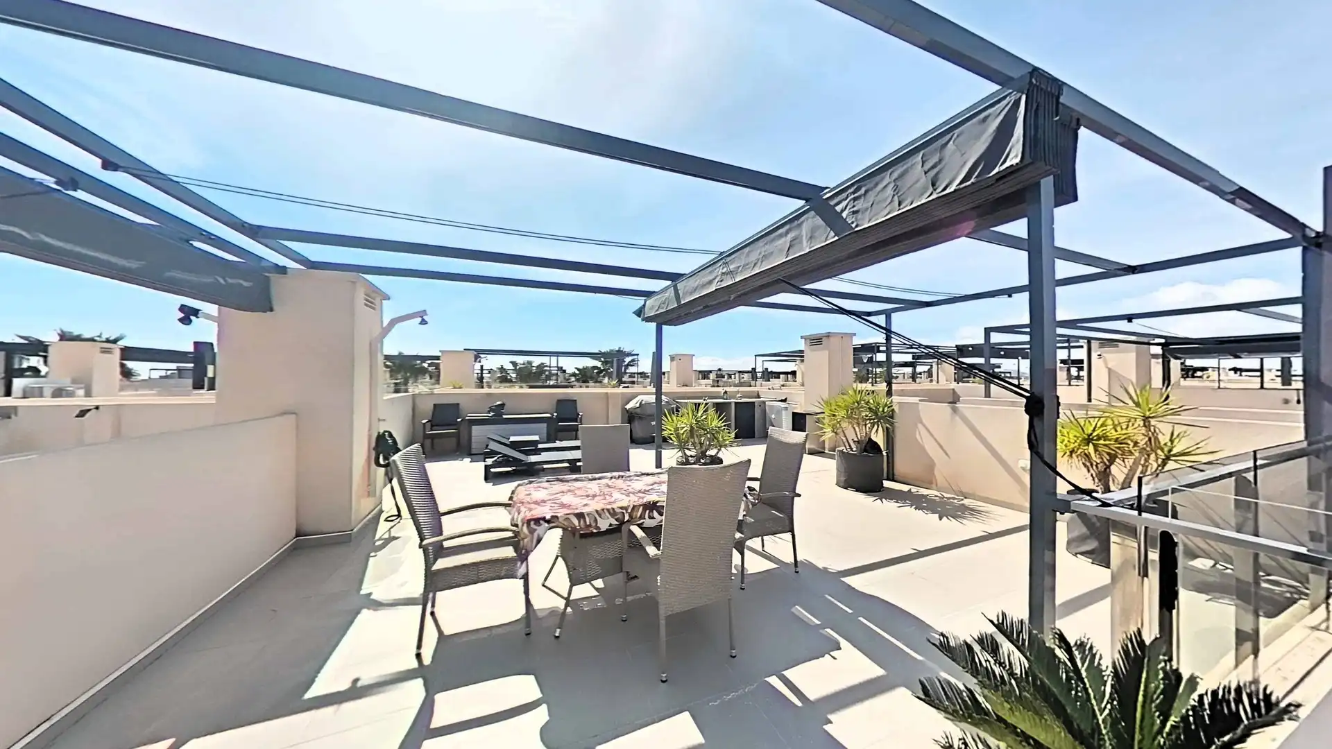 Terrasse von Wohnungen zum Verkauf in Pilar de la Horadada mit Klimaanlage, Heizung und Terrasse