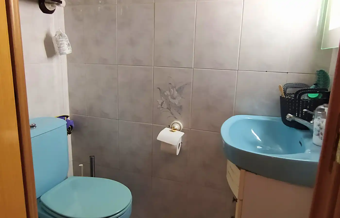 Bany de Casa adosada en venda en Daganzo de Arriba amb Aire condicionat, Jardí privat i Terrassa
