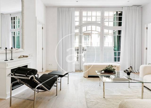 Piso en Venta en Via Laietana en Barri Gòtic