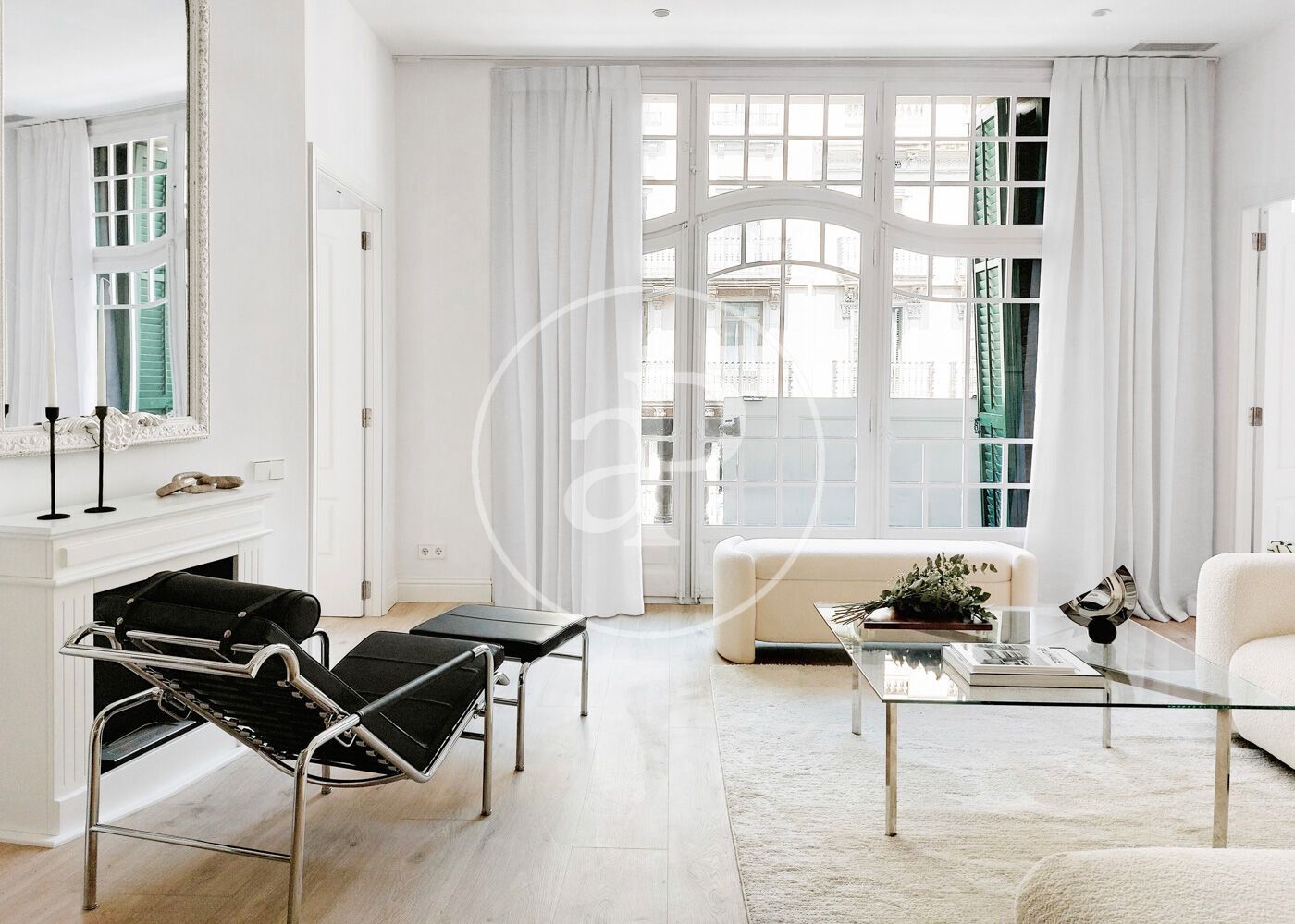 Sala de estar de Piso en venta en  Barcelona Capital con Aire acondicionado, Calefacción y Balcón