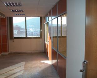 Office to rent in Montcada i Reixac  with Air Conditioner