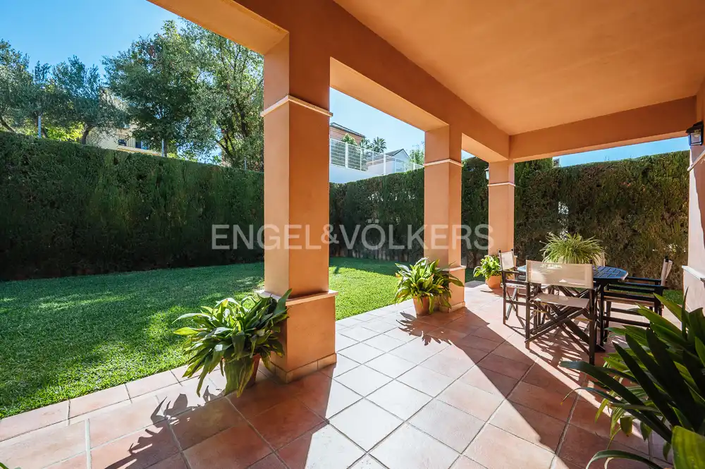Jardín de Casa o chalet en venta en Bormujos con Aire acondicionado, Calefacción y Jardín privado