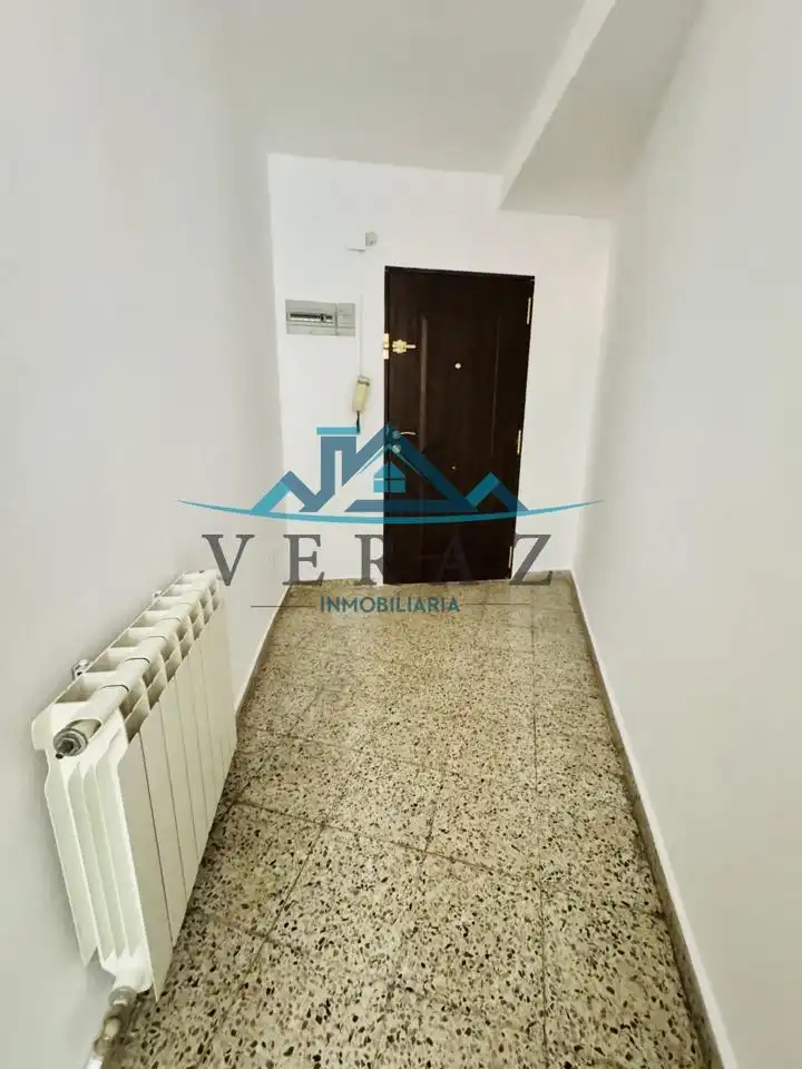 Wohnung zum Verkauf in Talavera de la Reina mit Heizung, Terrasse und Möbliert