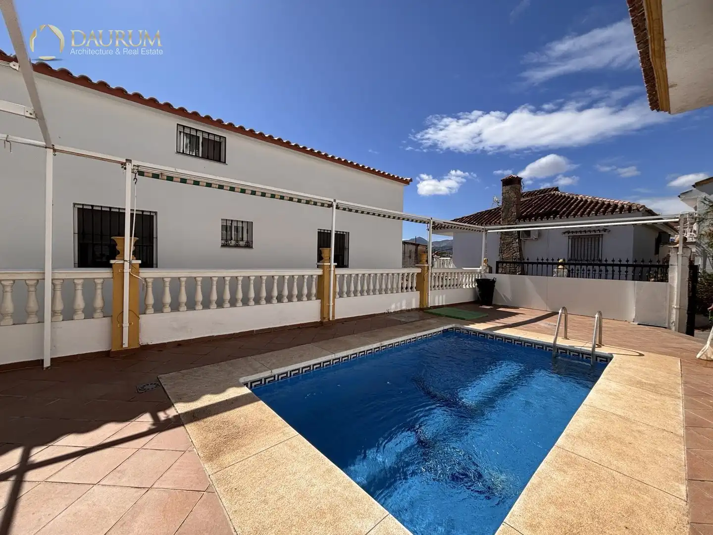 Vista exterior de Casa o chalet en venta en Alhaurín de la Torre con Aire acondicionado, Terraza y Trastero