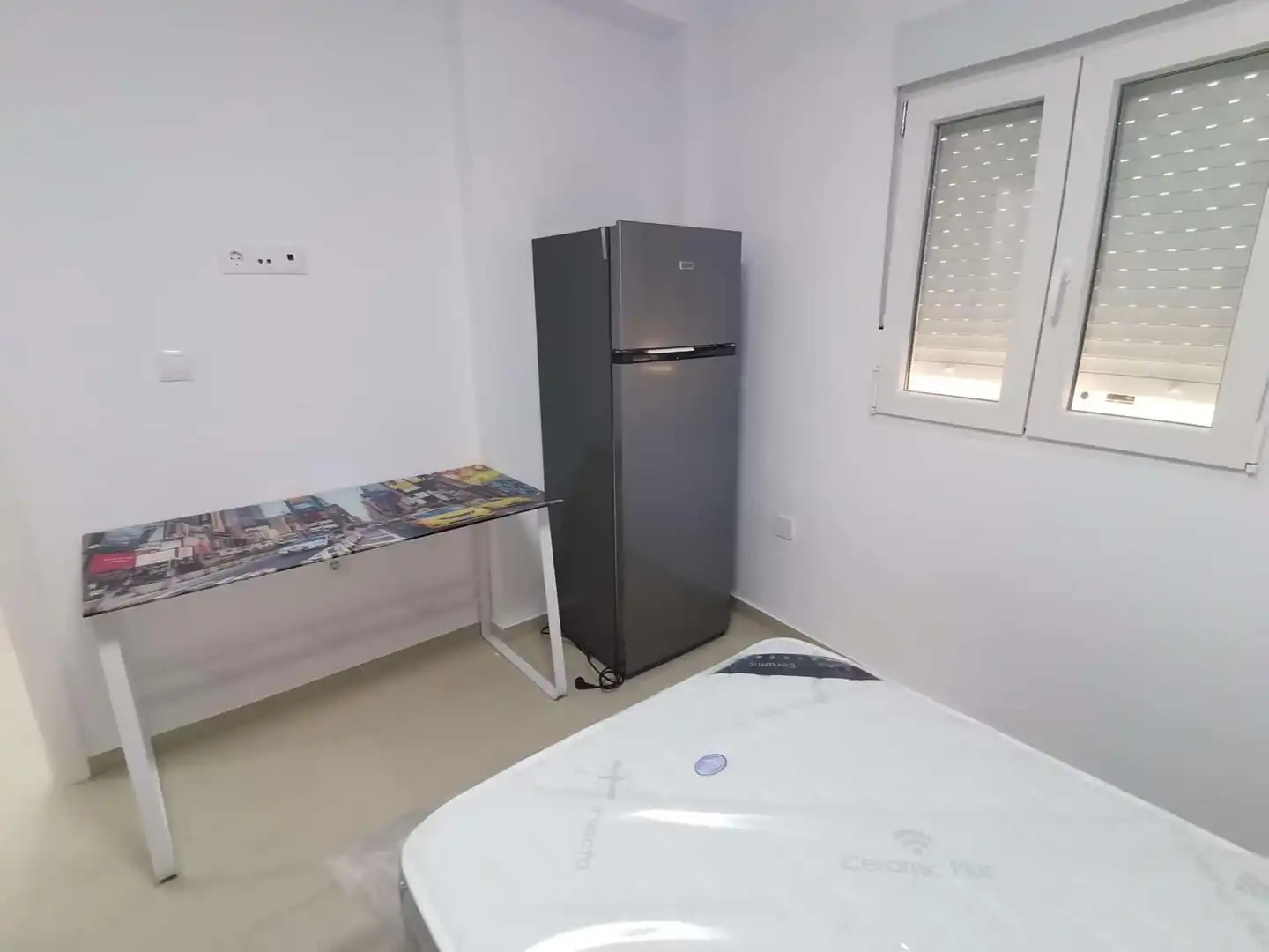 Schlafzimmer von Wohnung zur untervermieten in Almería mit Klimaanlage, Möbliert und Ofen