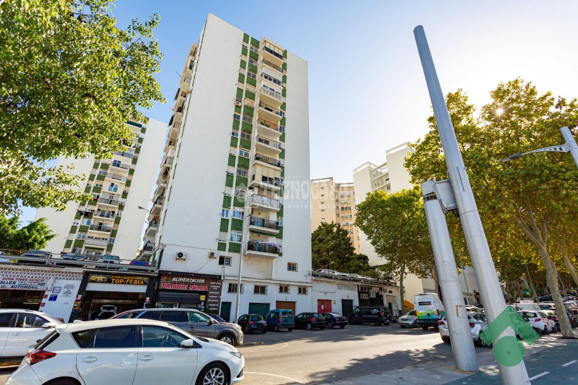 Vista exterior de Pis en venda en Algeciras