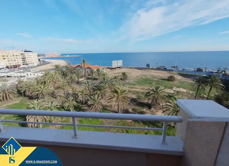 Flat with terrace for sale in Playa del Cura