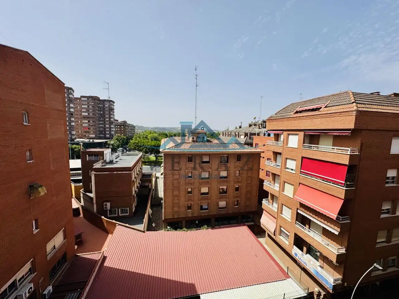 Vista exterior de Piso en venta en Talavera de la Reina con Aire acondicionado, Calefacción y Terraza