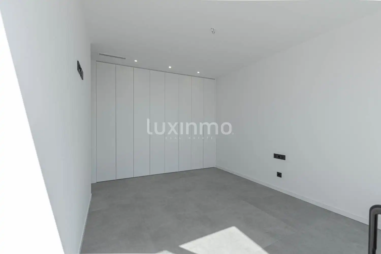 Chalet con piscina en venta en Marisol Park - Ortembach - Los Almendros, imagen 17