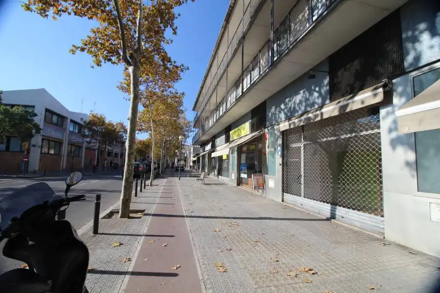 Local commercial à louer à Rambla Exposició, imagen 5