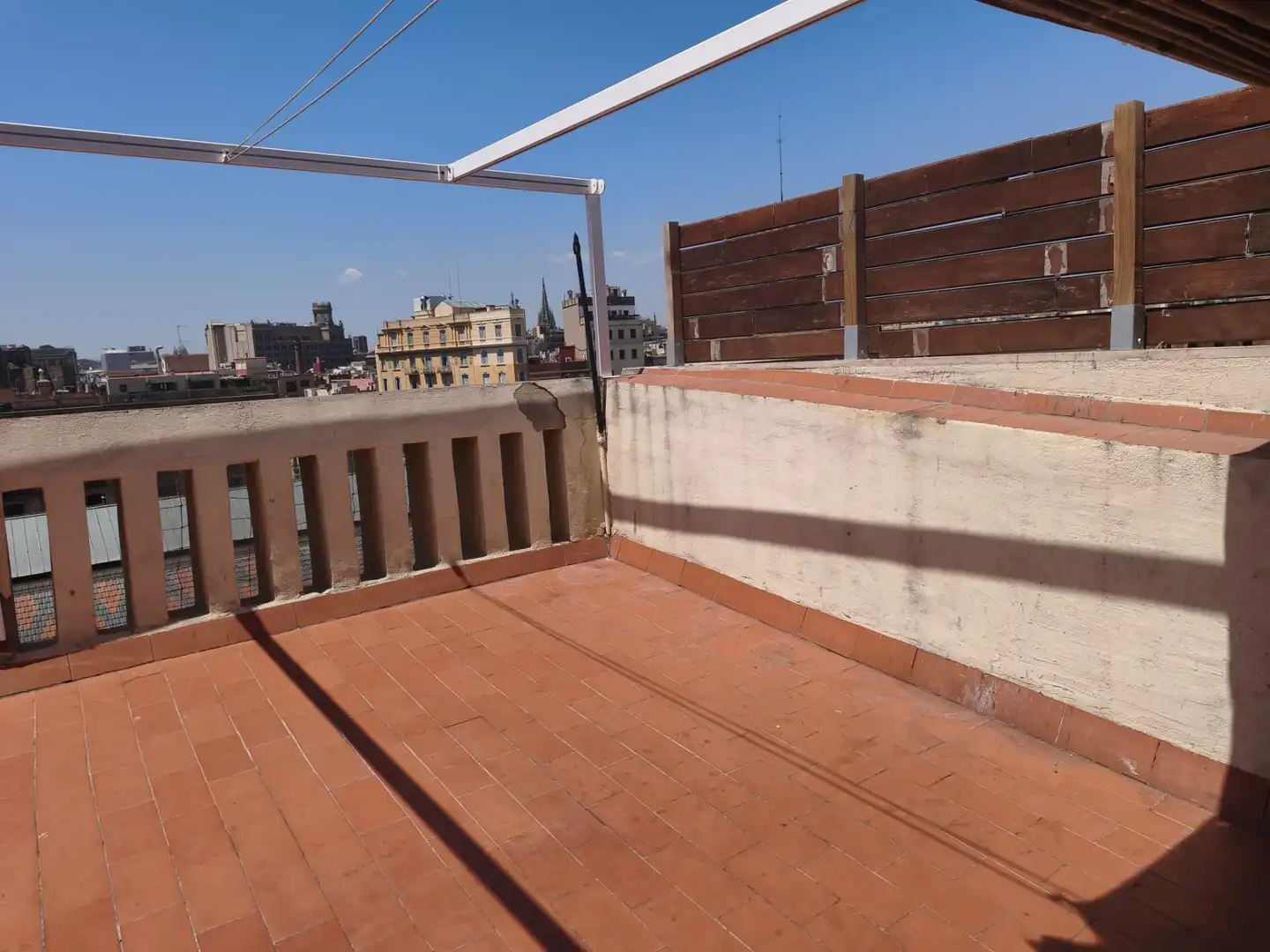 Terrasse von Dachboden zur Miete in Barcelona mit Klimaanlage, Heizung und Terrasse