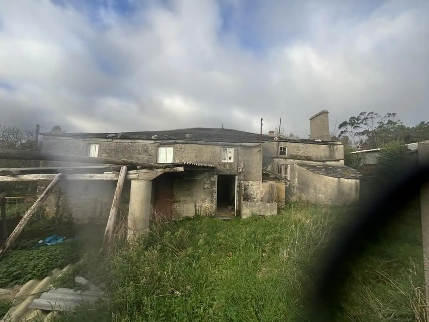 Vista exterior de Finca rústica en venda en Ortigueira amb Jardí privat, Terrassa i Traster