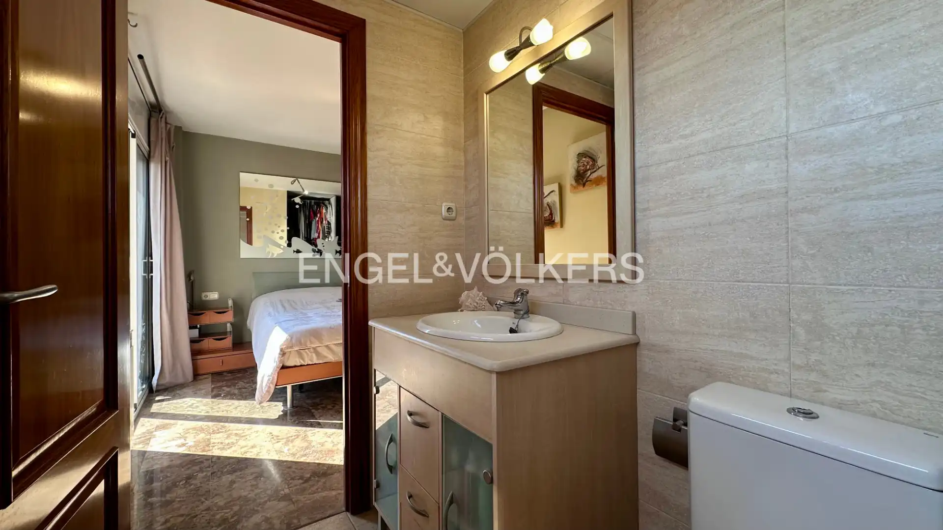 Adosado con terraza en venta en Carrer Berna 35, imagen 17