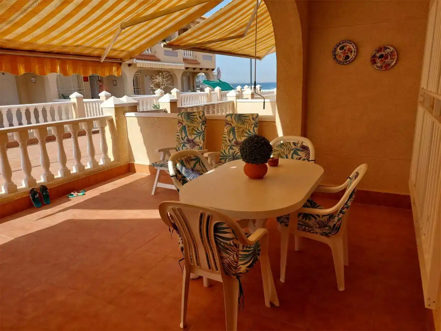 Terrassa de Casa o xalet en venda en La Manga del Mar Menor amb Piscina