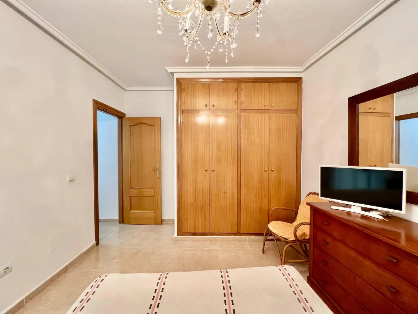 Apartamento con ascensor en venta en Calle de maria gil vallejos, imagen 24