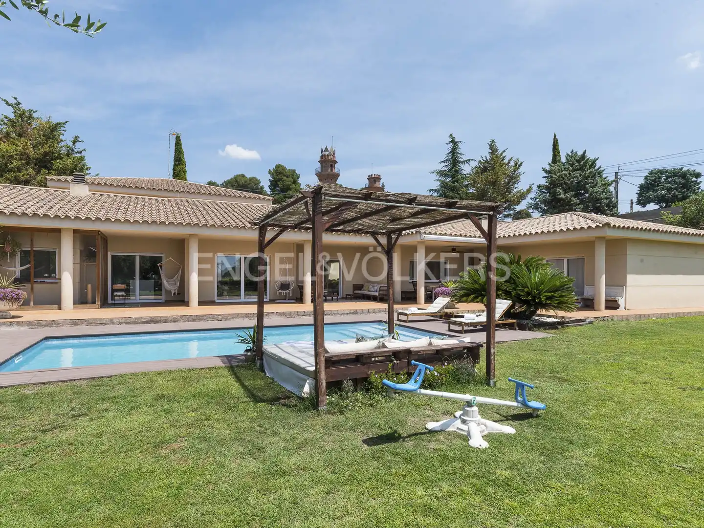 Vista exterior de Casa o xalet en venda en Piera amb Aire condicionat, Calefacció i Jardí privat