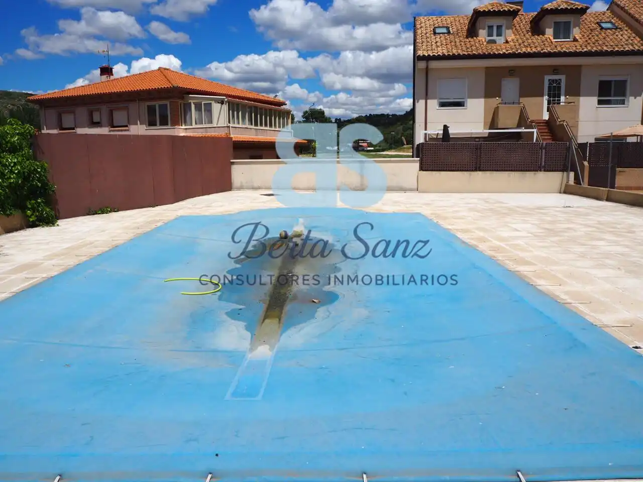 Piscina de Dúplex en venda en Villalbilla amb Aire condicionat, Calefacció i Forn