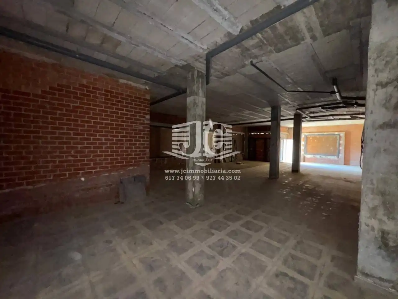 Local comercial en alquiler en Avenida Catalunya