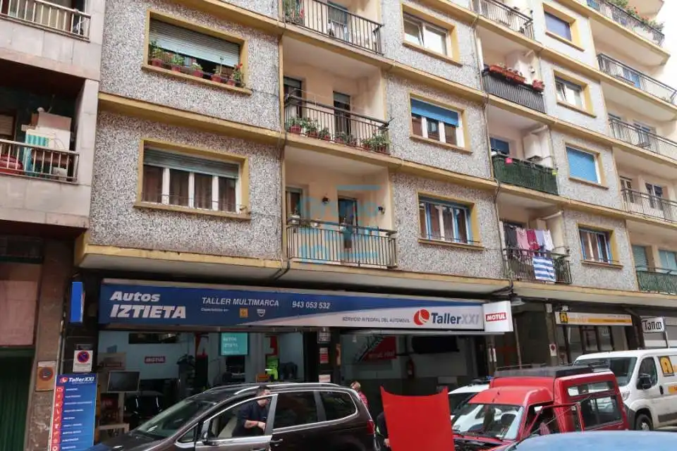 Local comercial en venda a Iztieta - Olibet - Etxeberrieta