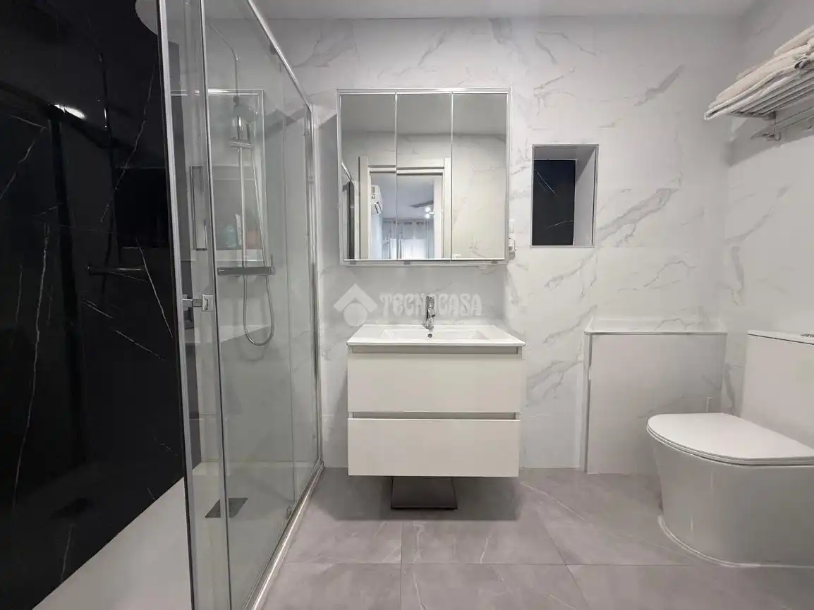 Badezimmer von Wohnung zum Verkauf in Bailén - Miraflores
