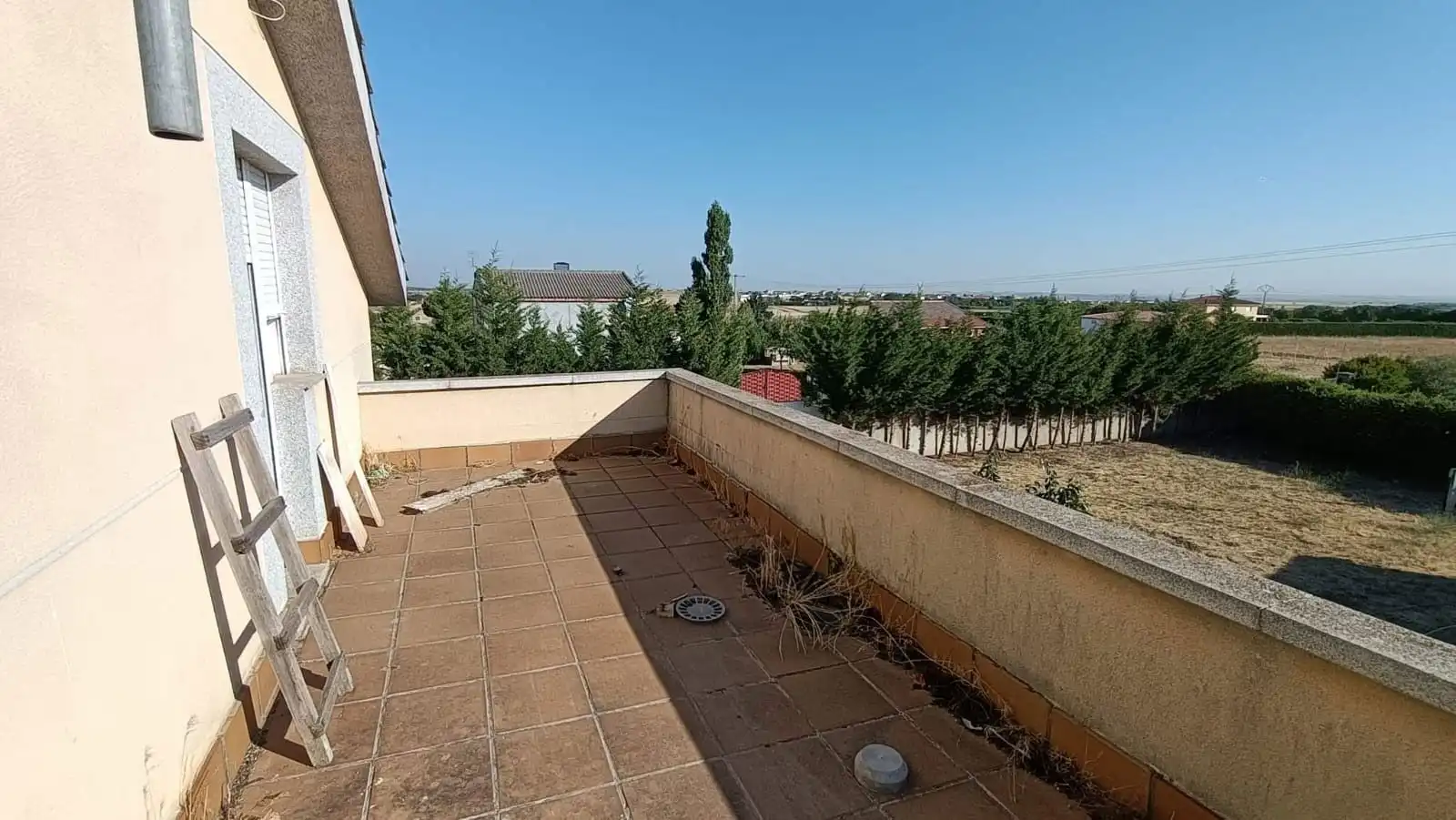 Terrassa de Finca rústica en venda en Calvarrasa de Arriba amb Calefacció, Jardí privat i Terrassa