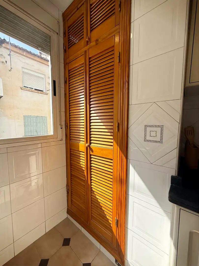 Bany de Pis de lloguer en Granada amb Aire condicionat, Calefacció i Moblat