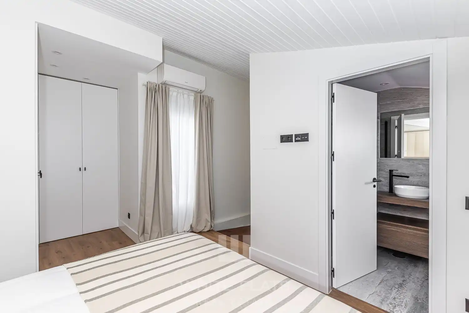 Habitación de Piso en venta en Madrid con Aire acondicionado y Terraza