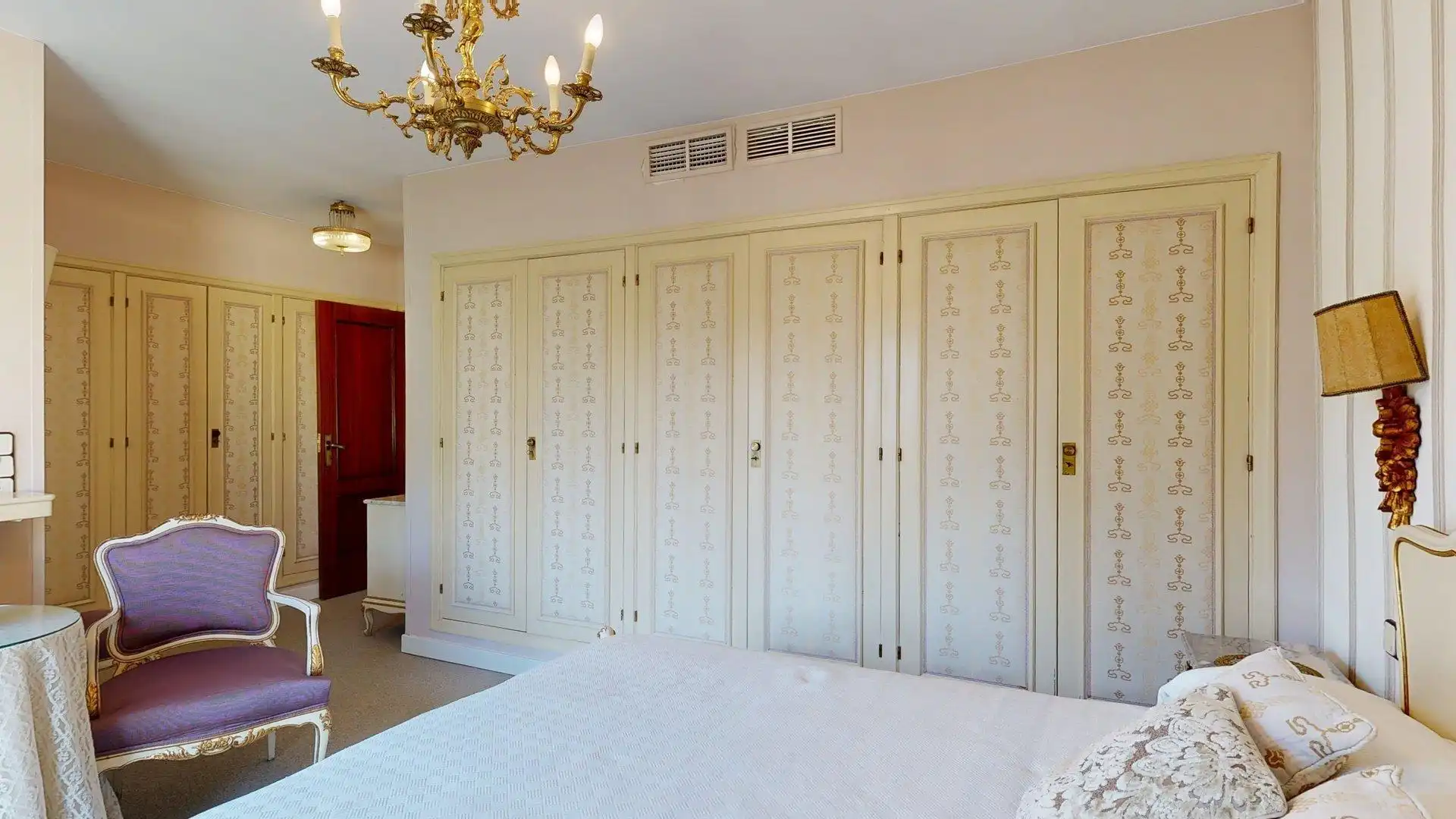 Habitación de Casa o chalet en venta en Zaragoza con Aire acondicionado, Calefacción y Jardín privado