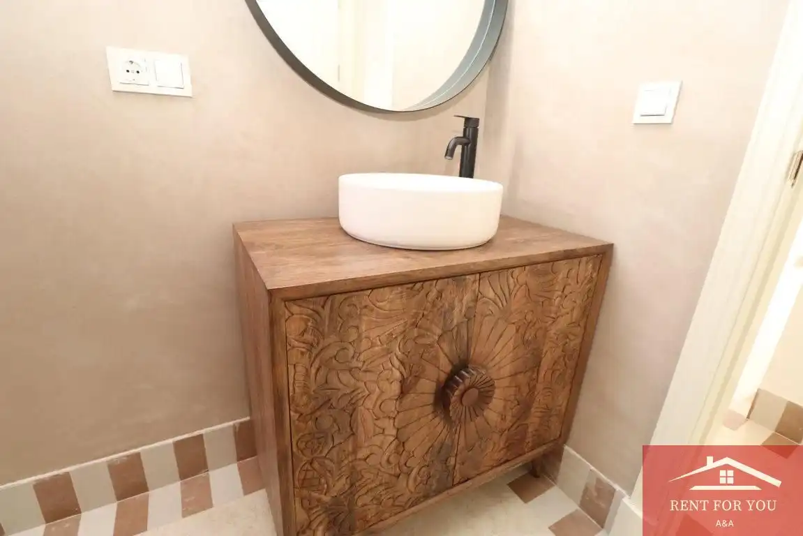 Baño de Piso de alquiler en Alhaurín El Grande con Aire acondicionado, Terraza y Amueblado