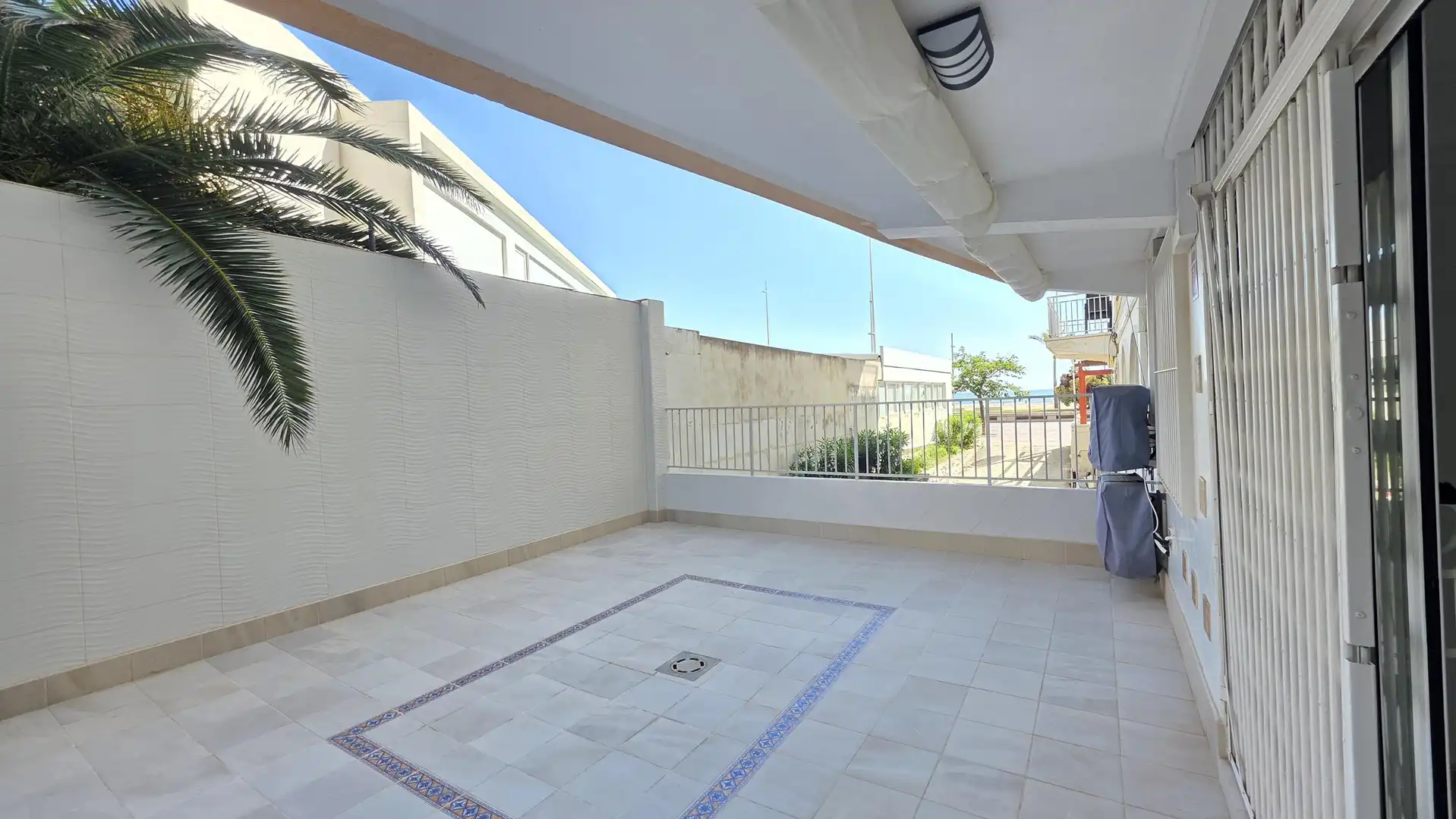 Erdgeschoss zum Verkauf in Las Tres Villas