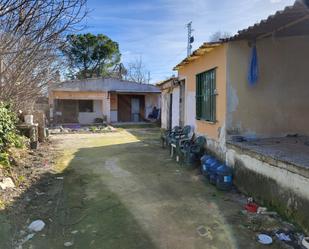 Finca rústica en venda en Albares amb Piscina