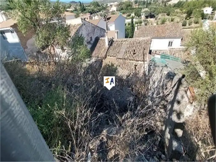 Casa adosada en venta en Castillo de Locubín con Internet