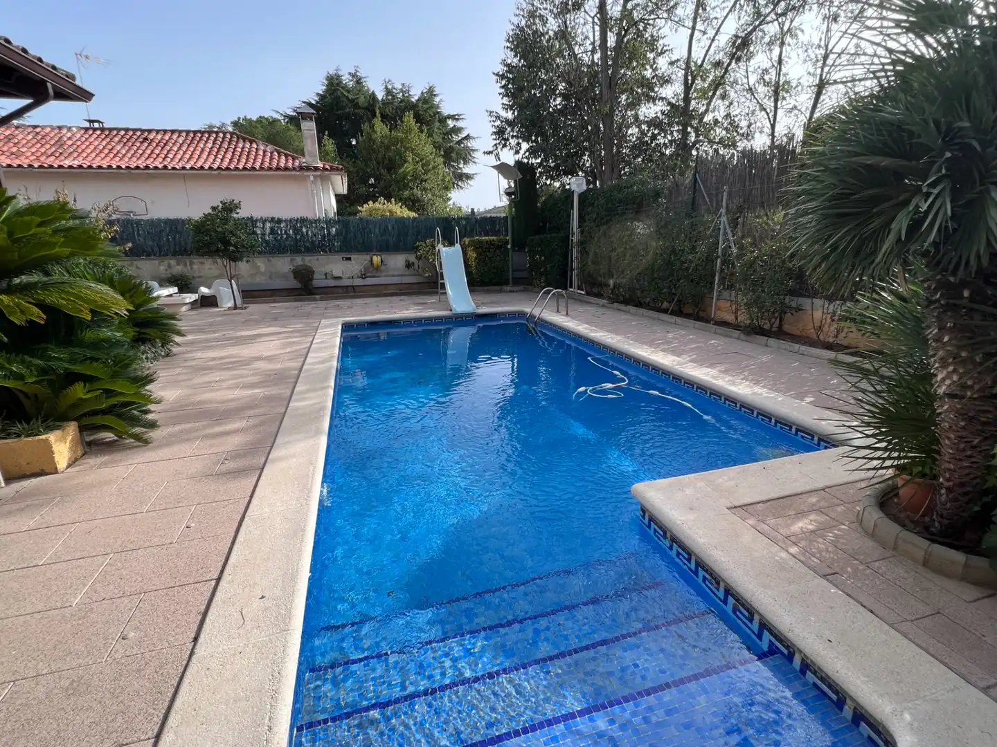 Swimming pool of Houses for sale in Cardedeu  with Air Conditioner, Heating and Private garden