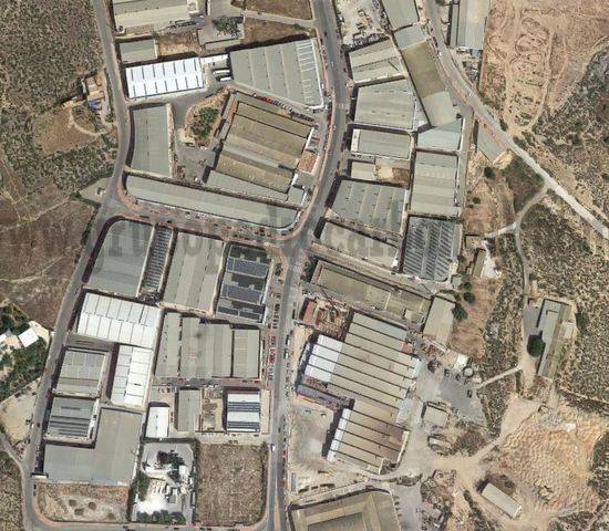 Nave industrial en Alquiler en Crevillent