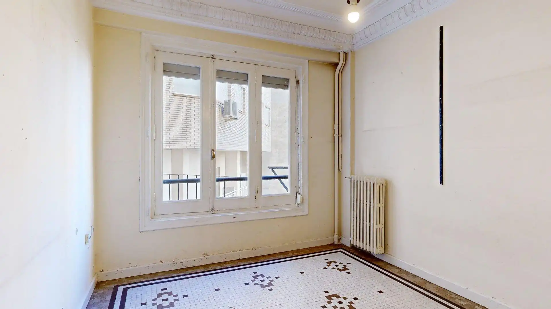 Habitación de Piso en venta en Zaragoza con Calefacción y Trastero