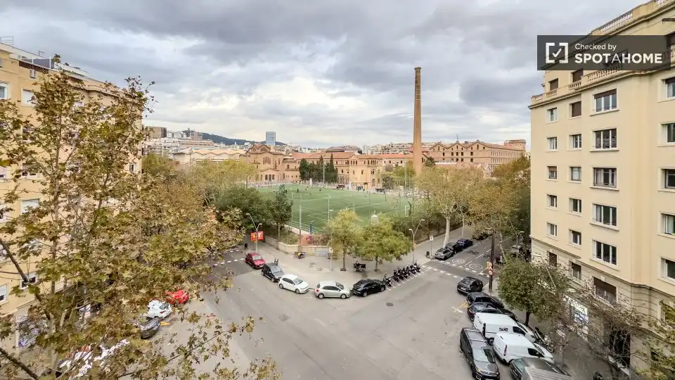Habitación en La Nova Esquerra de l'Eixample