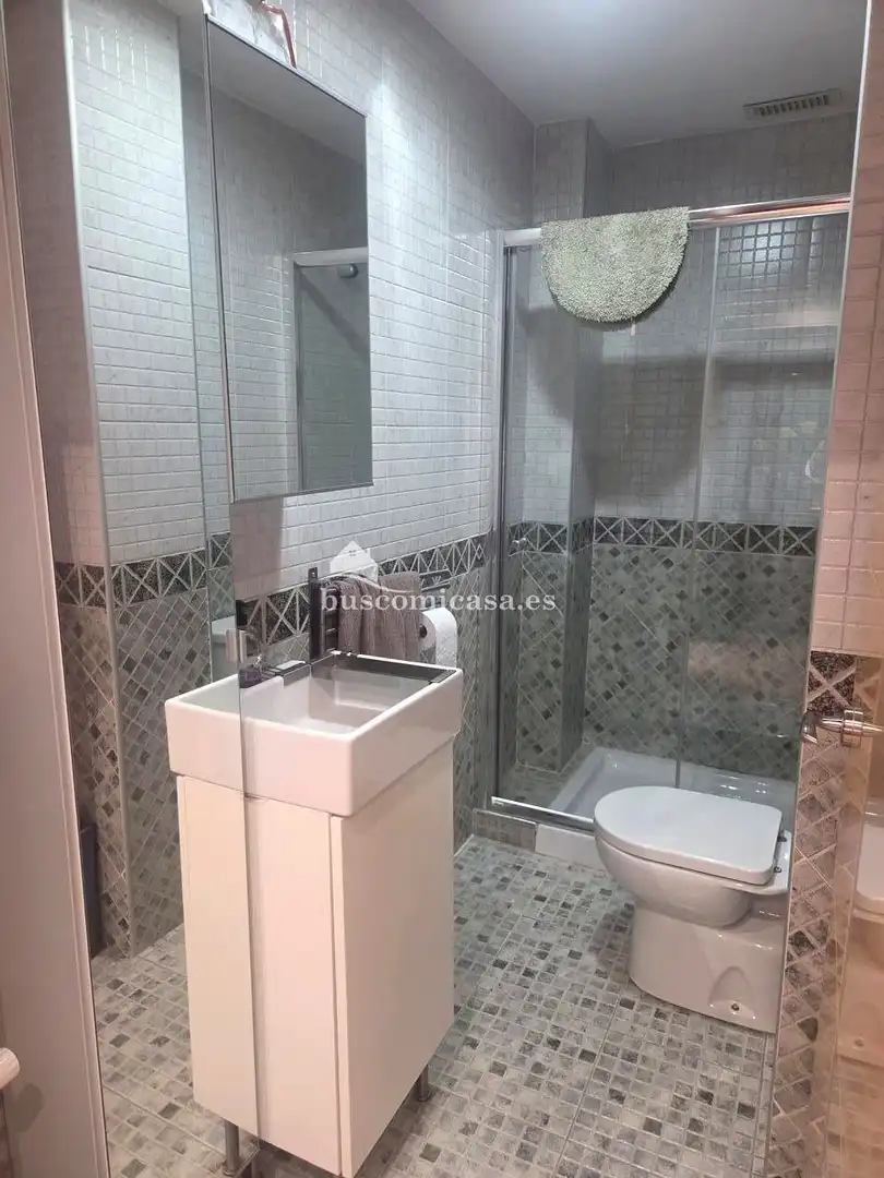Bany de Casa o xalet en venda en La Guardia de Jaén amb Aire condicionat, Calefacció i Terrassa