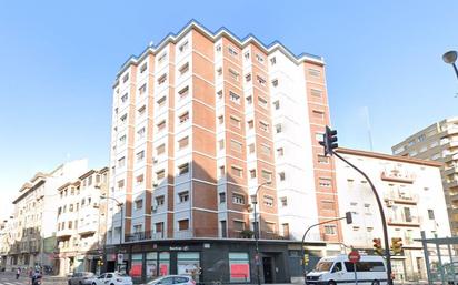 Exterior view of Flat for sale in  Zaragoza Capital  with Heating, Parquet flooring and Storage room