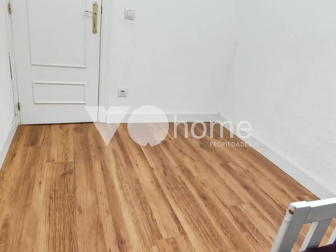 Habitación de Planta baja en venta en Madrid con Calefacción