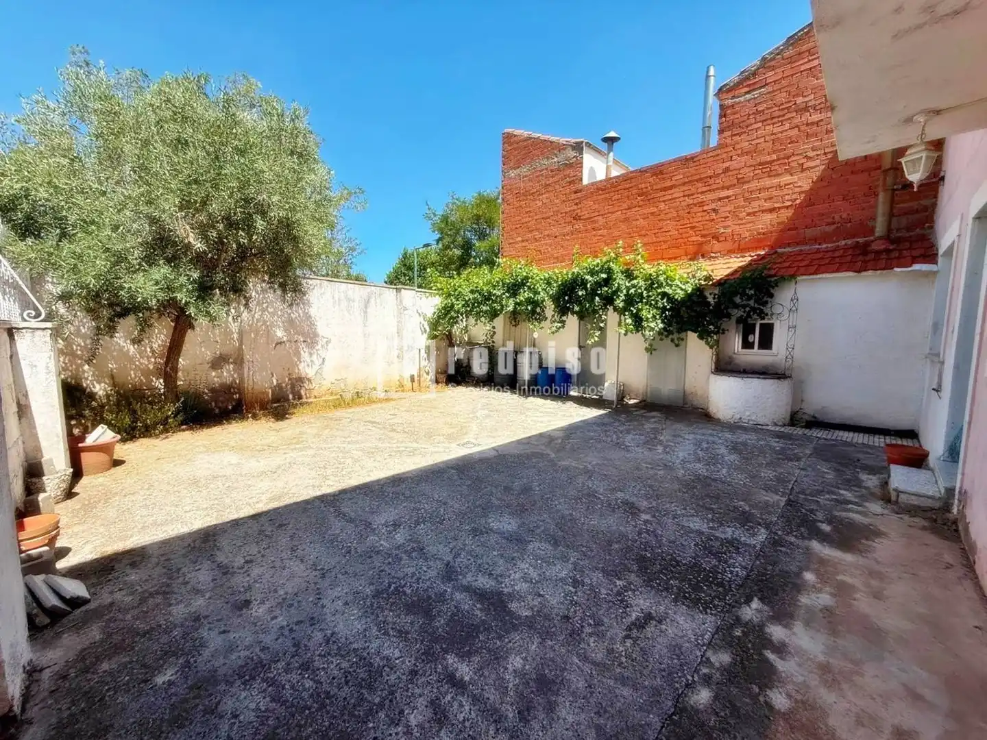 Vista exterior de Casa o chalet en venta en Marchamalo con Calefacción, Terraza y Trastero