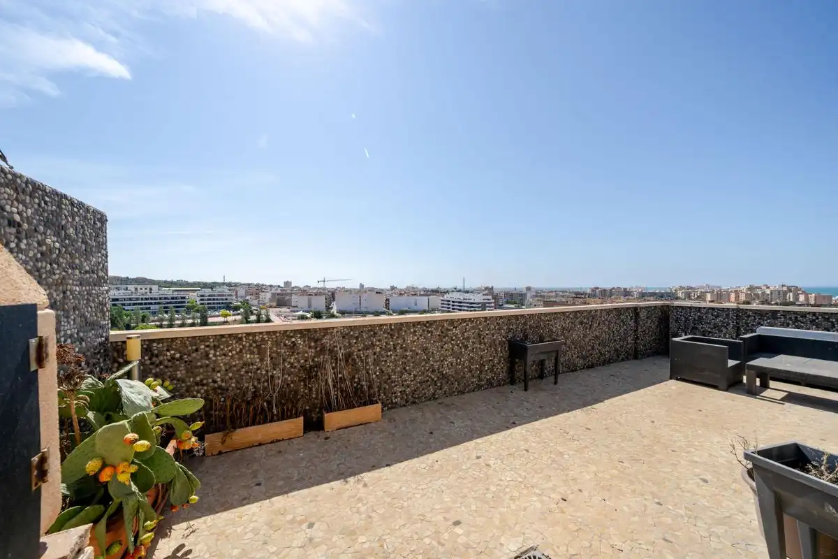 Terrassa de Dúplex en venda en Santa Pola amb Aire condicionat, Calefacció i Traster