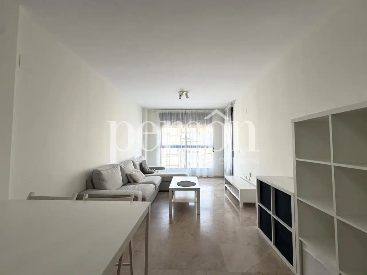 Living room of Flat for rent in Torrent  with Air Conditioner, Terrace and Furnished