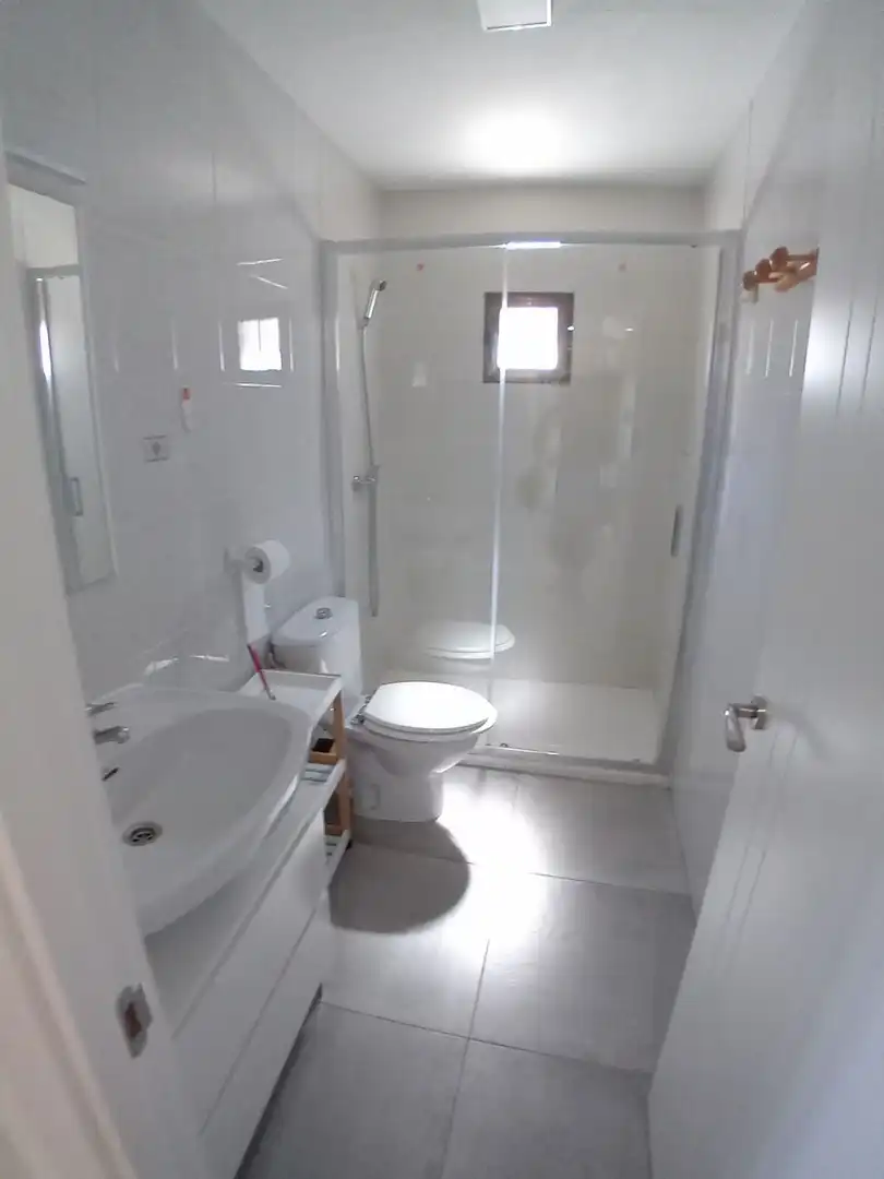 Baño de Piso de alquiler en Colmenar Viejo con Aire acondicionado, Calefacción y Terraza