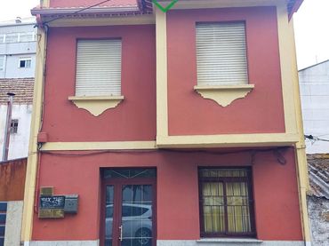 Haus zum Verkauf in Coiro
