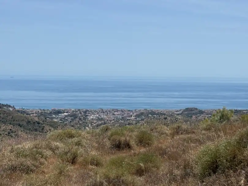 Vista exterior de Terreno en venta en Rincón de la Victoria