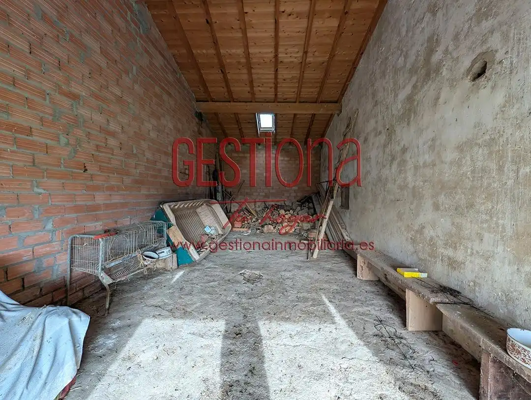 Country house zum Verkauf in Bareyo mit Privatgarten, Terrasse und Balkon