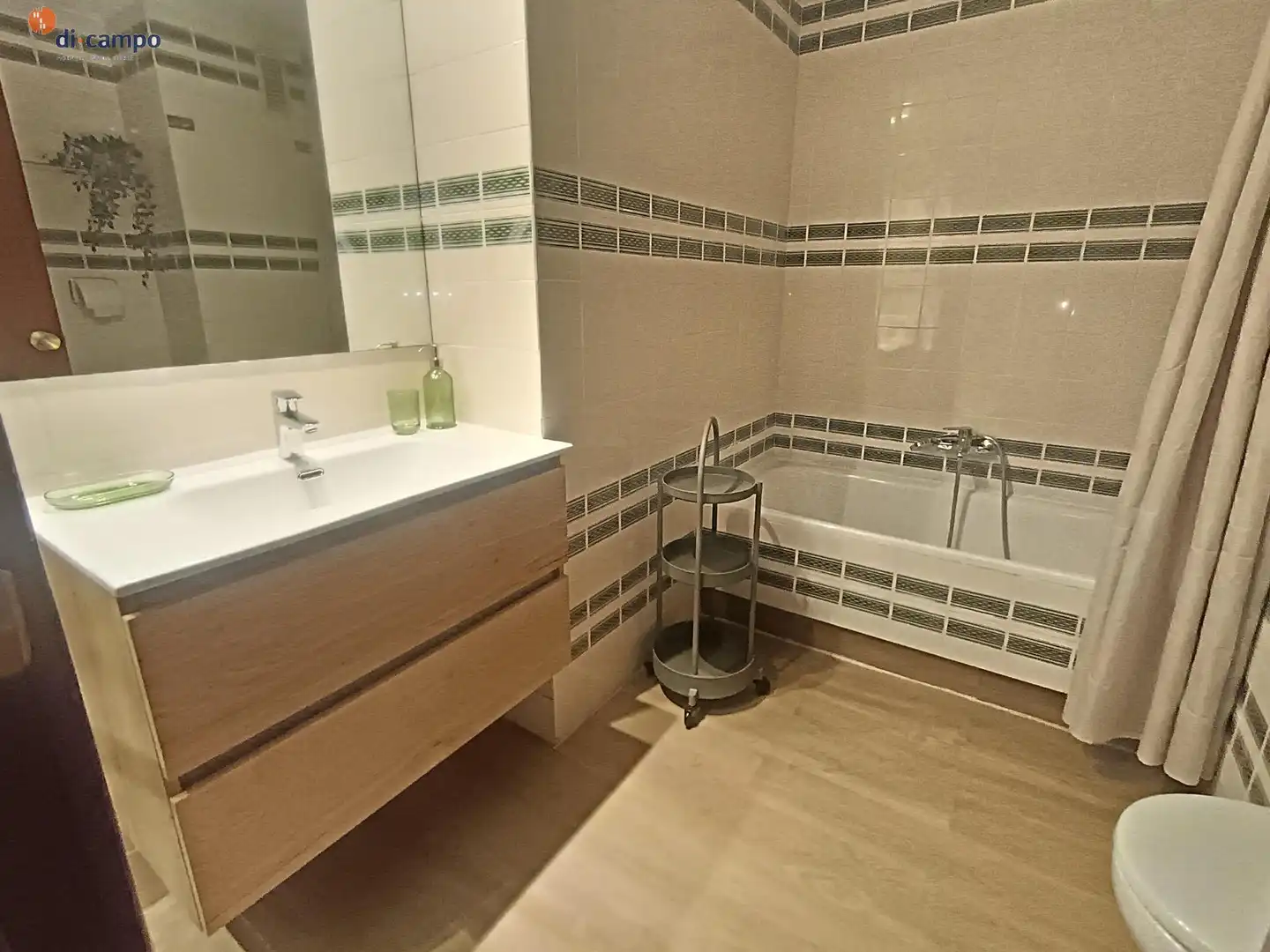 Bathroom of Attic for rent in Valladolid  with Heating, Terrace and Storage room